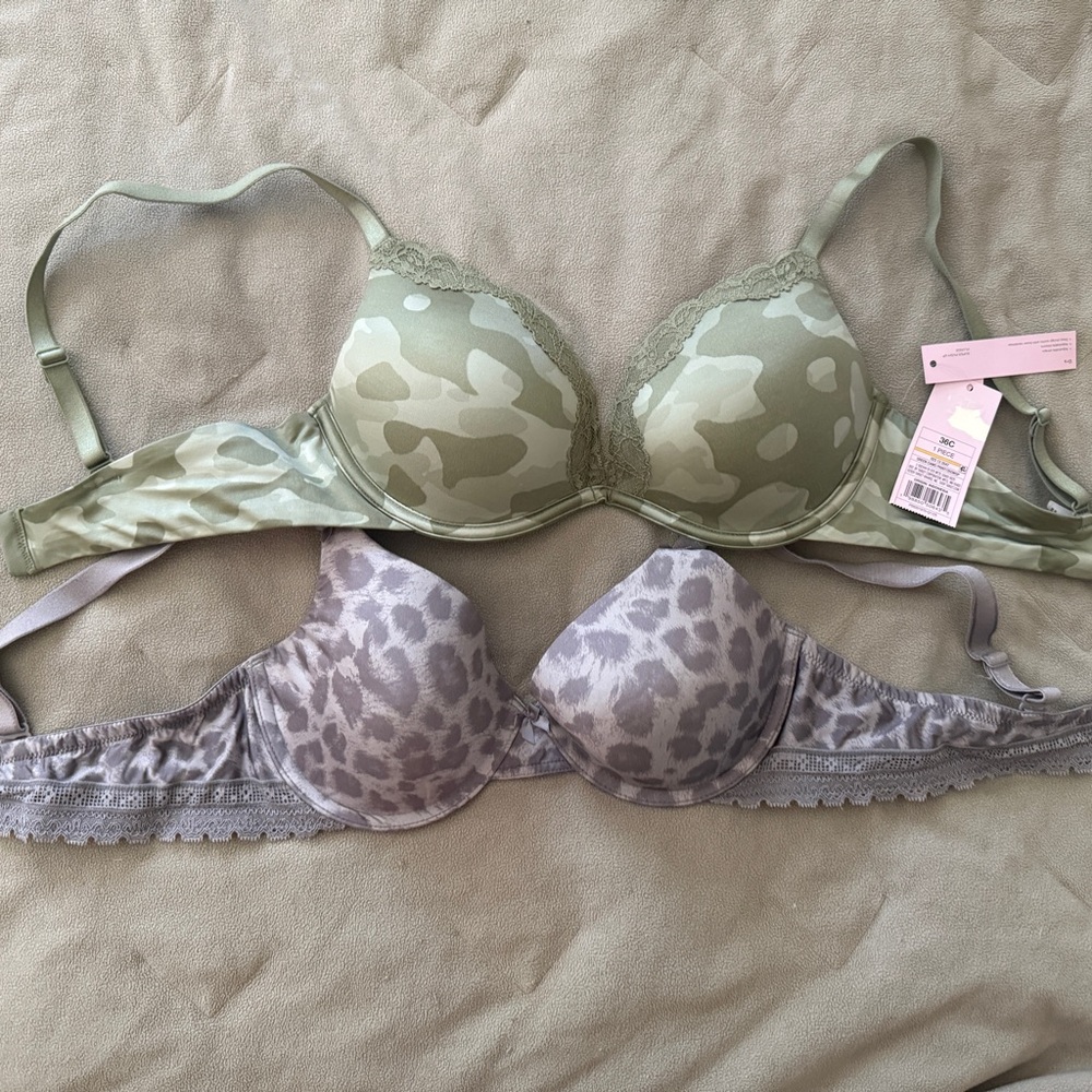 2 Bras 36C Stylish Camouflage and Leopard Print Super Push-up Plunge